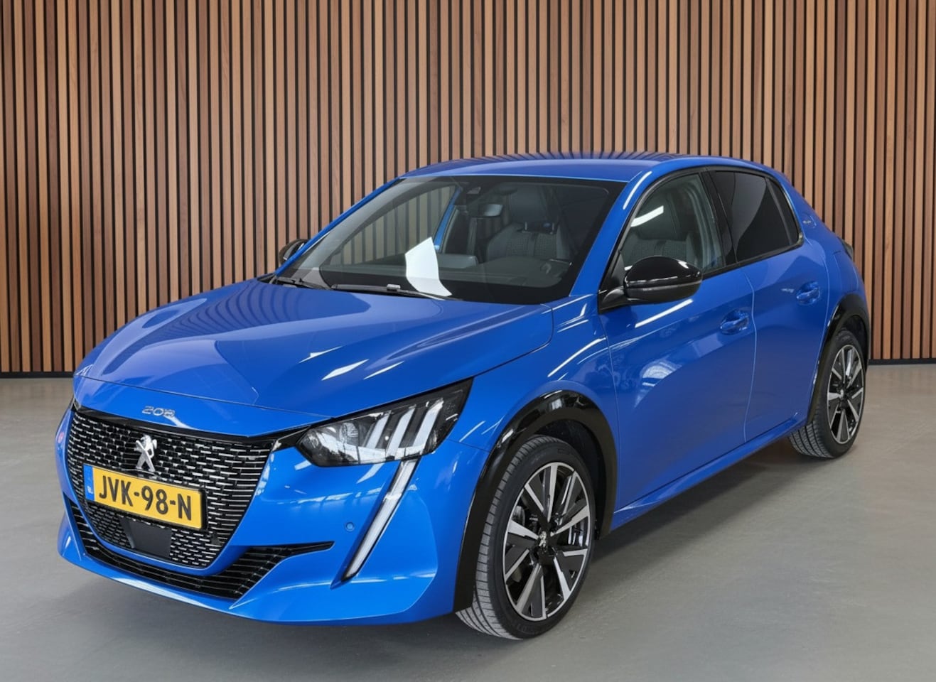 Peugeot 208 - 1.2 PureTech GT-Line | Carplay - AutoWereld.nl