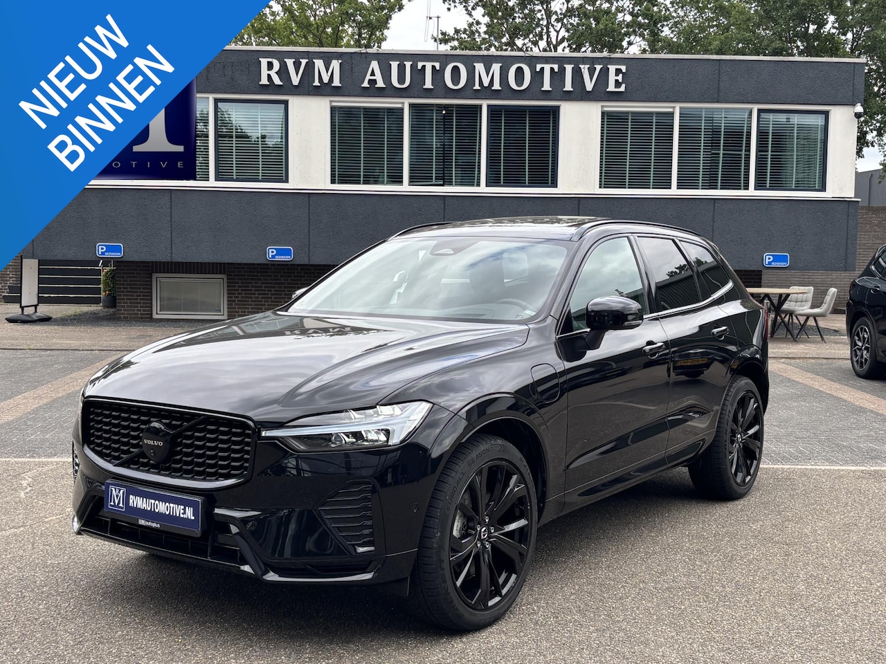 Volvo XC60 - 2.0 T6 Plug-in hybrid AWD Plus Black Edition LIGHTING PACK | 360 GRADEN CAMERA | HARMAN/KA - AutoWereld.nl