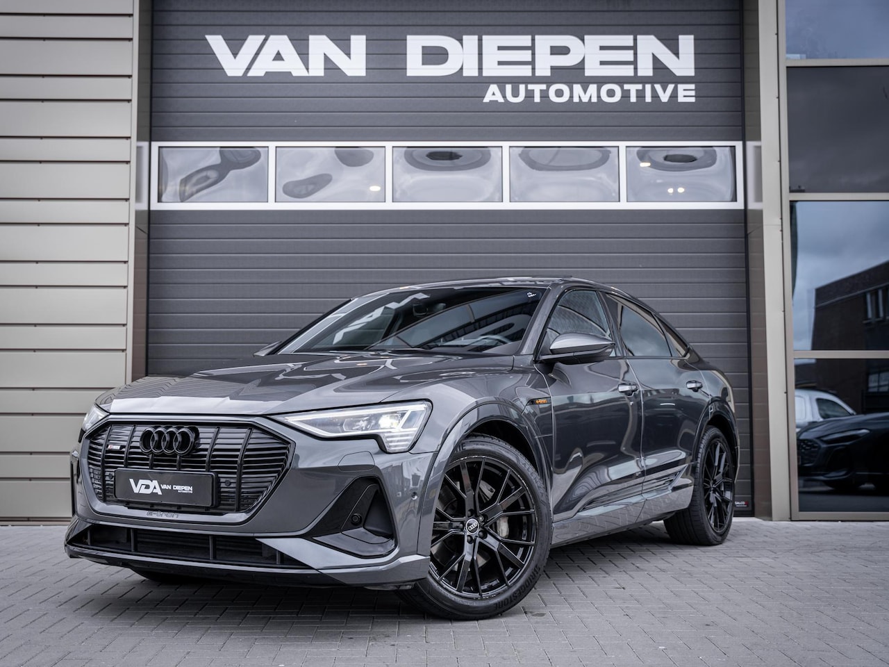 Audi e-tron Sportback - 55 quattro S edition 95 kWh - Pano l HUD l B&O l Memory - AutoWereld.nl