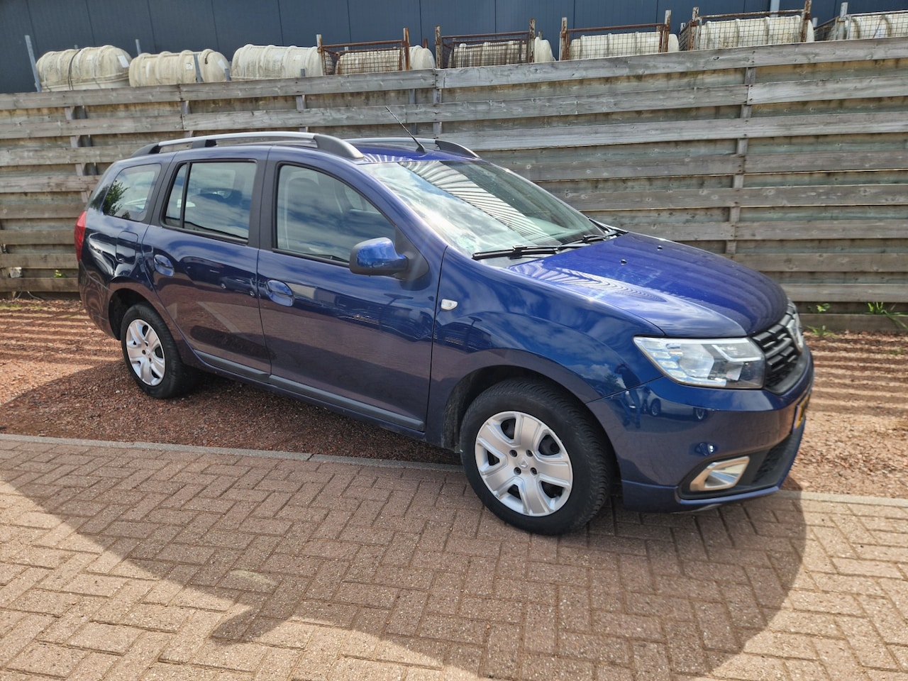 Dacia Logan MCV - 0.9 TCe Bi-Fuel Laureate Navigatie+Camera - AutoWereld.nl
