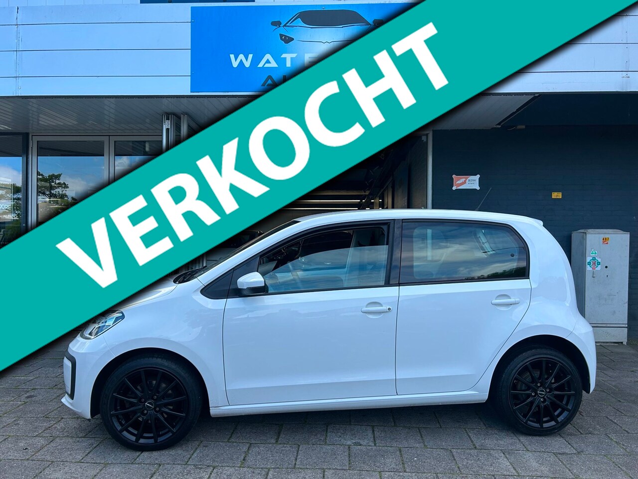 Volkswagen Up! - 1.0 BMT move up! NAP|ELK.RAMEN|AIRCO|TELEFOON VERB. - AutoWereld.nl