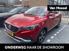 MG ZS - EV Luxury 45 kWh | LEER | CAMERA | PANO-SCHUIFDAK | NAVIGATIE | STOELVERWARMING