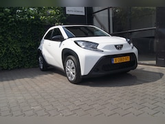Toyota Aygo X - 1.0 VVT-i MT Play