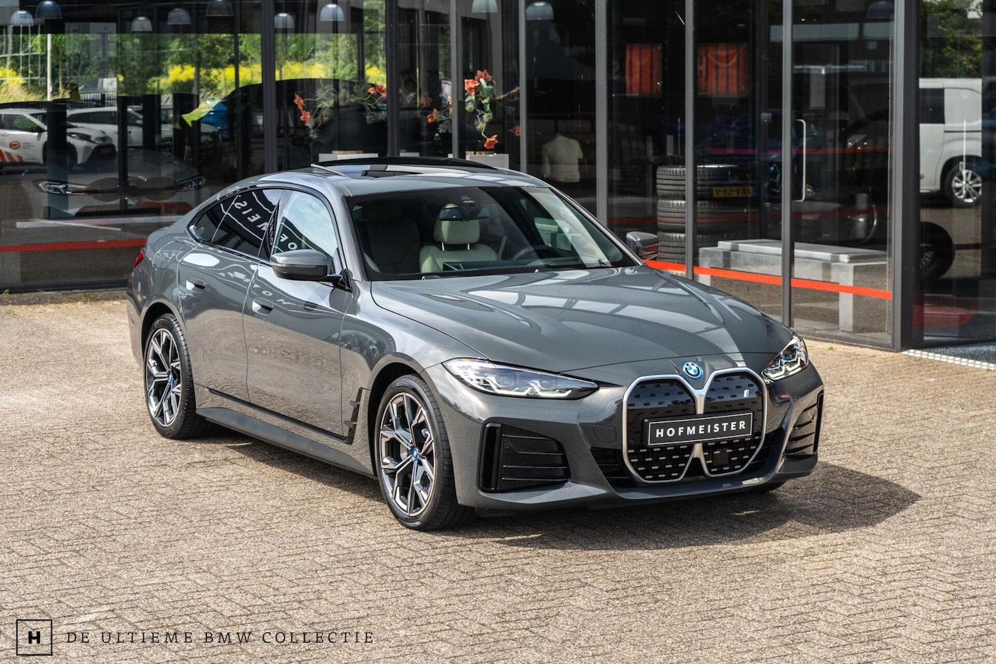 BMW i4 - eDrive40e M-Sport 84kWh | Dak | Hifi | Carbon - AutoWereld.nl