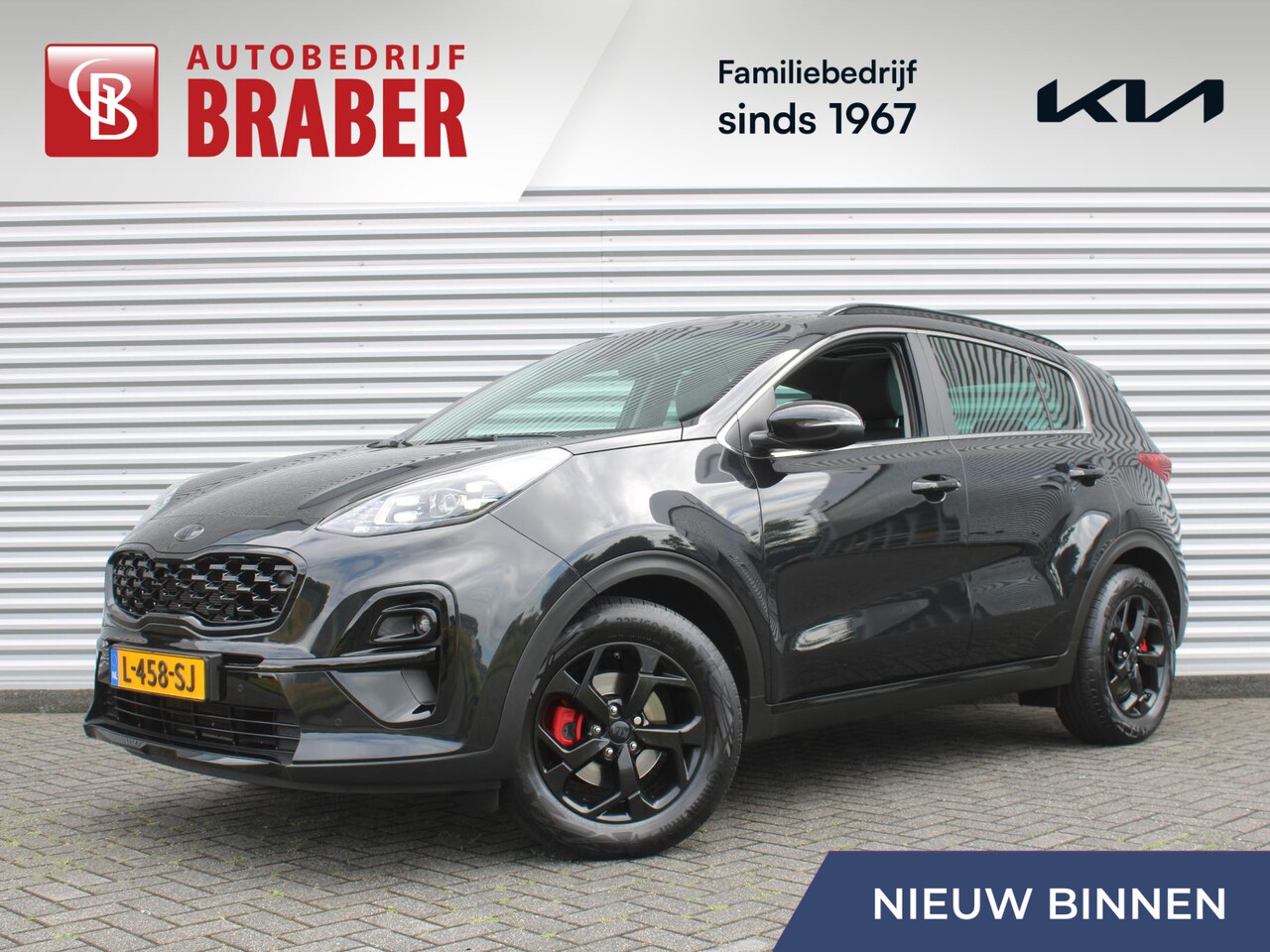 Kia Sportage - 1.6 T-GDI Black Edition | Stuur-/stoelverwarming v+a | Schuifdak | Leer | Camera | Elek. a - AutoWereld.nl