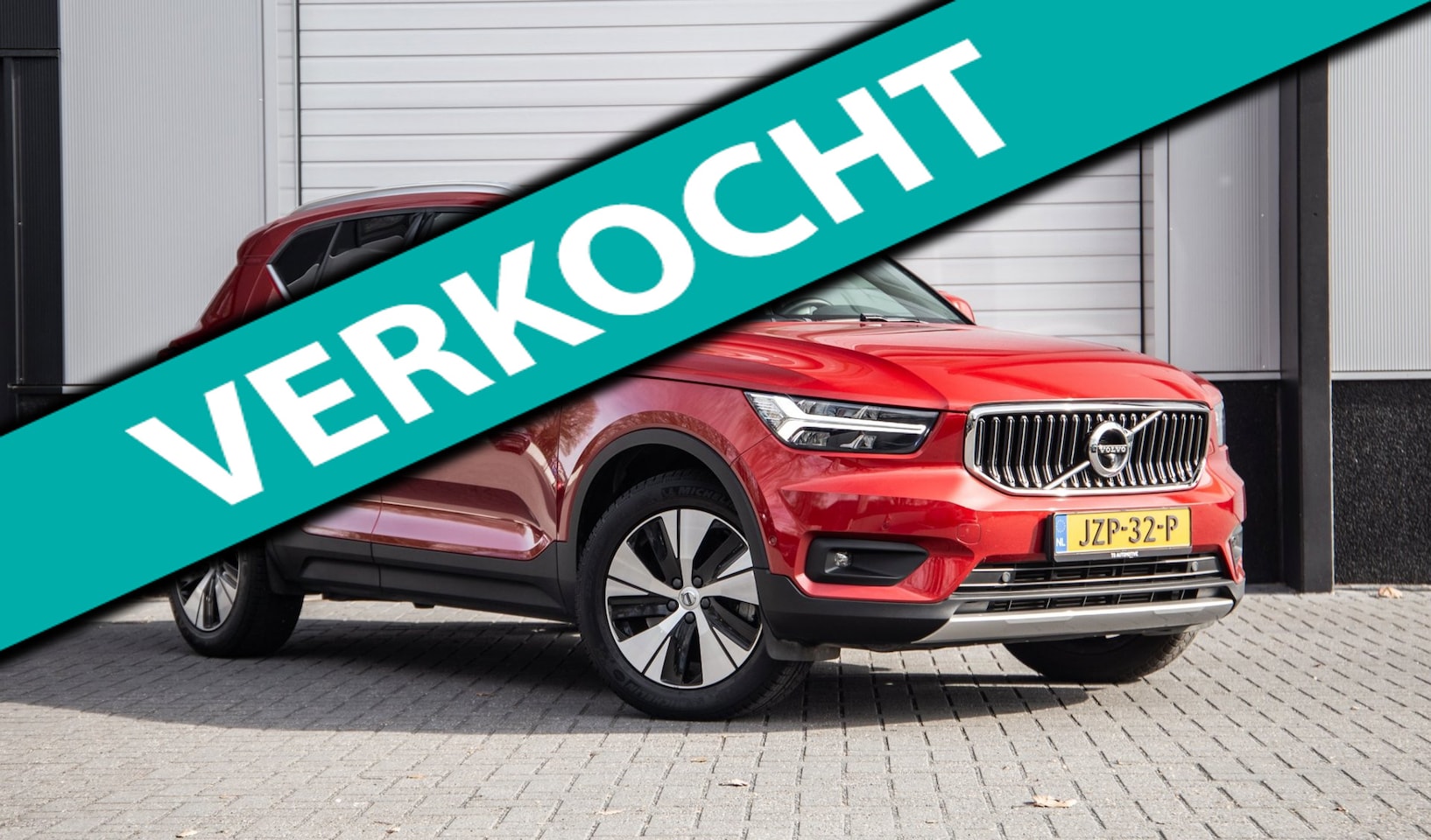 Volvo XC40 - 1.5 T5 Recharge Inscription / SOH 88% / Trekhaak / Panorama / 360 Camera - AutoWereld.nl