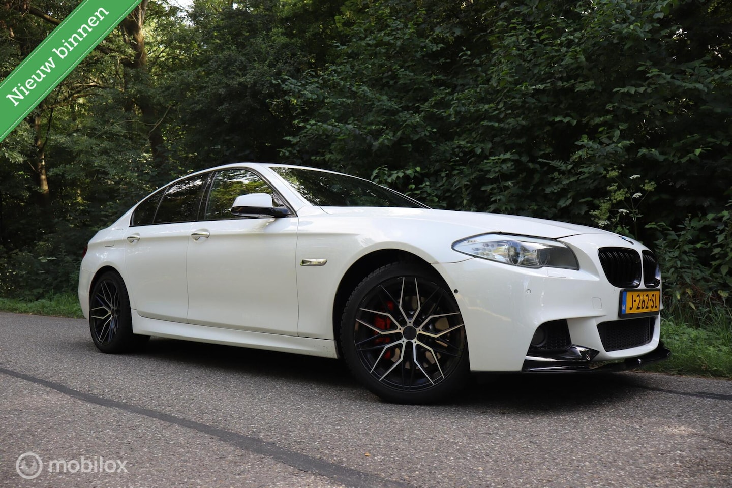 BMW 5-serie - 535xi High Executive | Schuifdak | Camera | S&S - AutoWereld.nl