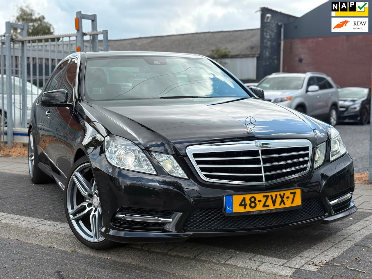 Mercedes-Benz E-klasse - 300 CDI BlueTEC HYBRID AMG Line | Xenon | 19” LMV | Apple CarPlay | - AutoWereld.nl