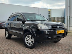 Hyundai Tucson - 2.0i Dynamic Airco-Leder-Pdc-Stoelverwarming