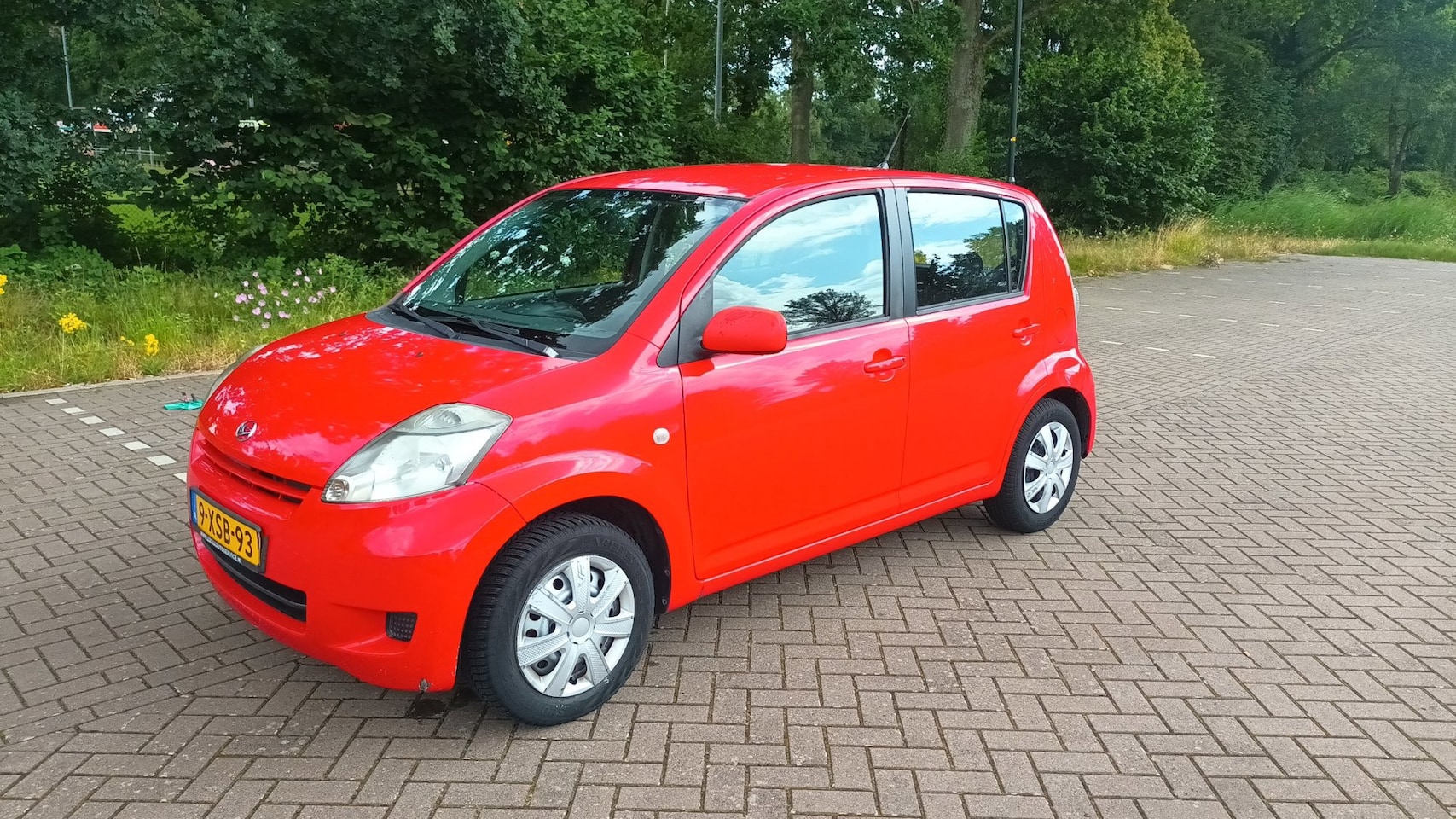 Daihatsu Sirion 2 - 1.0-12V Airco / Apk 06-2027 - AutoWereld.nl