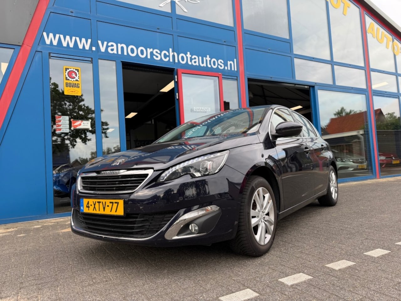 Peugeot 308 - 1.2 130pk Automaat Panodak Navi Led Airco(ECC) - AutoWereld.nl