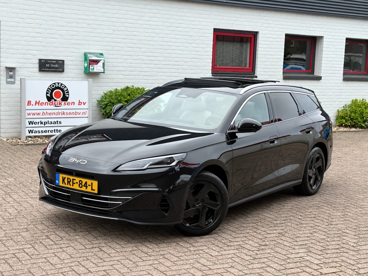 BYD SEAL 6 Touring - 1.5 DM-i 212PK PHEV Comfort/ Panoramadak/ 18 Inch/ Adaptieve cruise/ 360 Camera/ 8000 euro - AutoWereld.nl