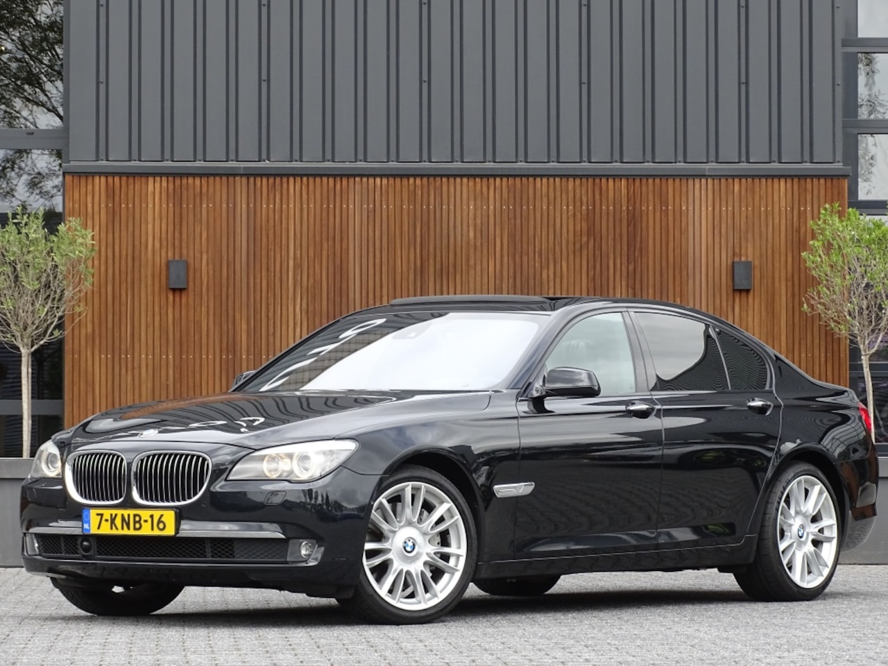 BMW 7-serie - 740i 326PK / High ex. / Individual / Softclose - AutoWereld.nl