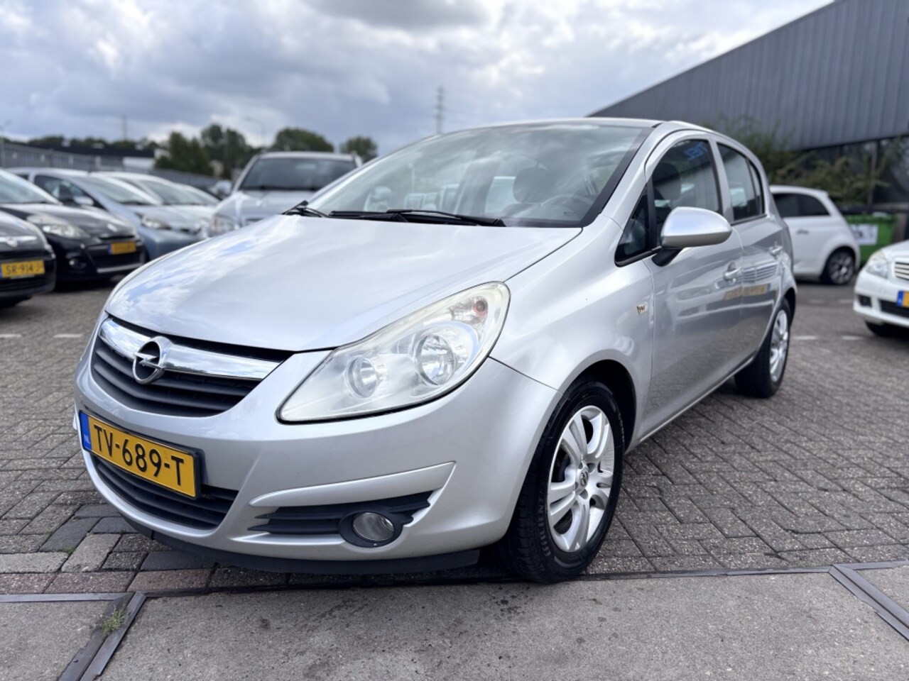 Opel Corsa - 1.2-16V AUTOMAAT!AIRCO! - AutoWereld.nl