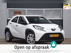 Toyota Aygo X - 1.0 VVT-i MT APPLE CARPLAY/ADAPTIEVE CRUISE/LED DAGRIJ VERLICHTING