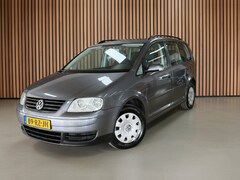 Volkswagen Touran - 1.6-16V FSI Business | Trekhaak | Cruise