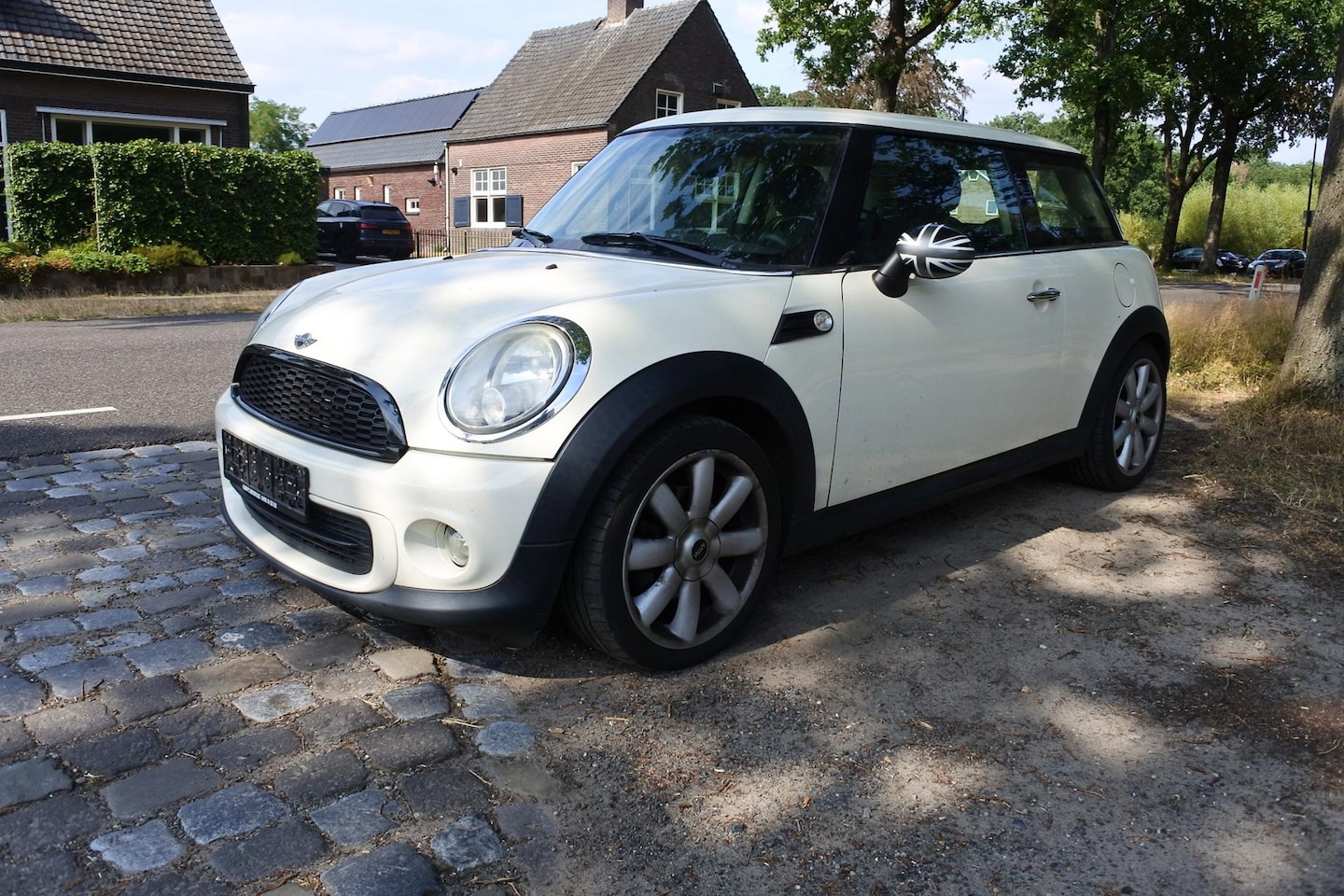 MINI 3-Deurs - 1.6 One D Pepper 206 dkm belgiese auto lees text - AutoWereld.nl