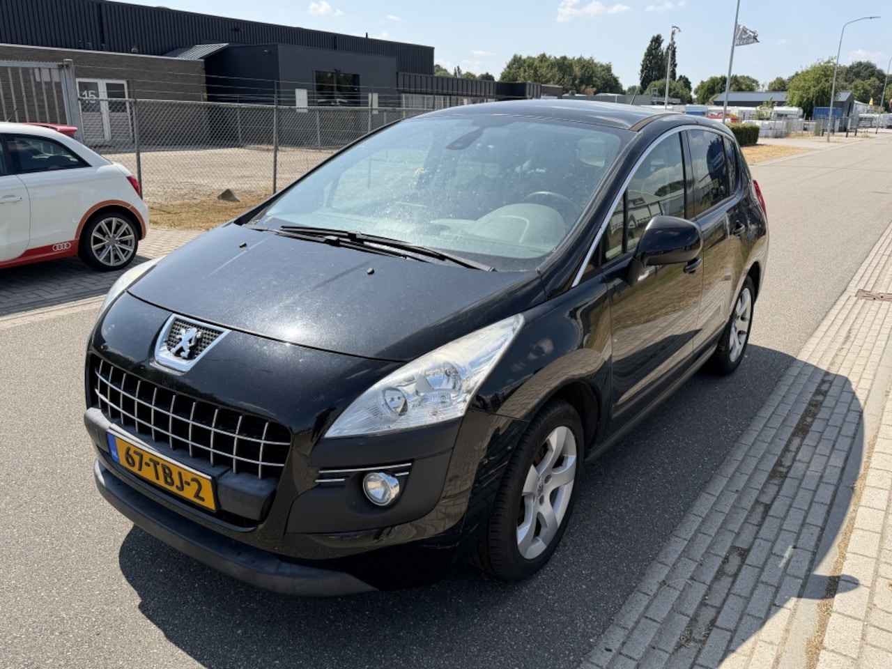 Peugeot 3008 - 1.6 THP Active 111DKM NAP| CLIMA| NAVI| CRUISE| TREKHAAK - AutoWereld.nl