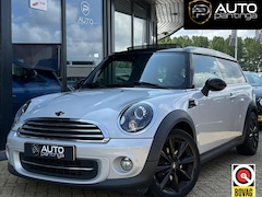 MINI Clubman - 1.6 Cooper 122PK | PANO | Stoelverwarming | Bi-Xenon | Parkeersensoren | Lichtmetalen Velg