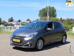Peugeot 208 - 1.2 PureTech Signature *Carplay *Navi