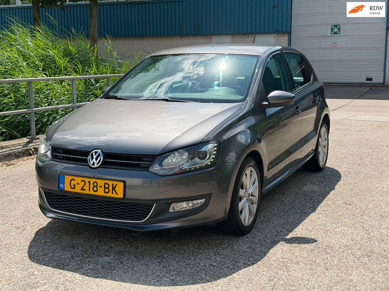 Volkswagen Polo - 1.2 TSI Highline DSG LED! 5DRS Airco! Scherm APK! - AutoWereld.nl