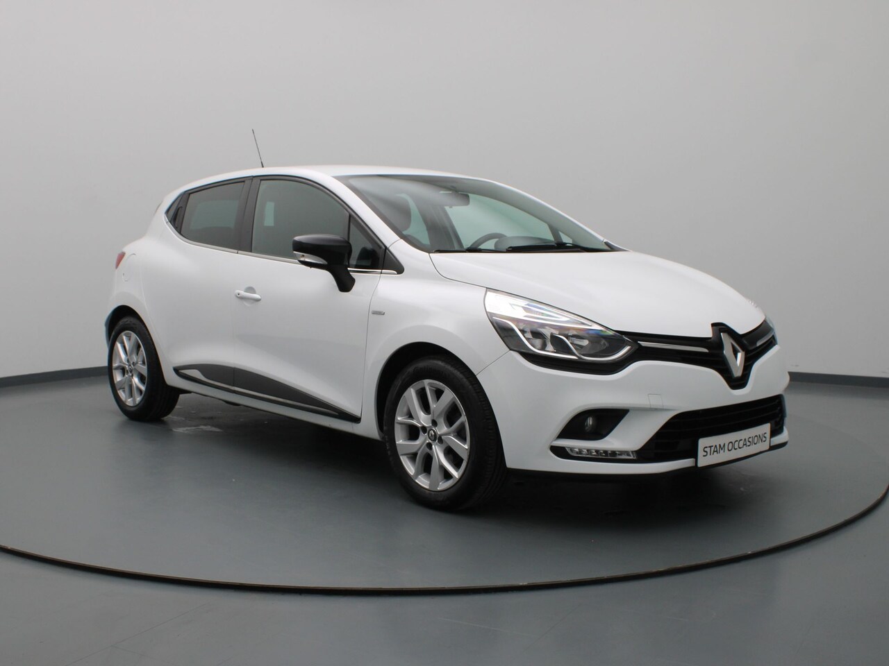 Renault Clio - 0.9 TCe Limited Navigatie - AutoWereld.nl
