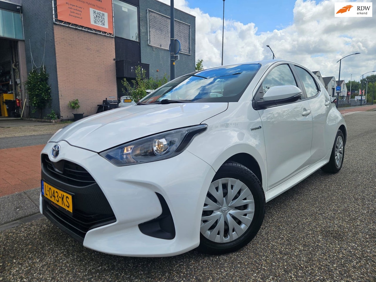 Toyota Yaris - 1.5 Hybrid Active GARANTIE - AutoWereld.nl