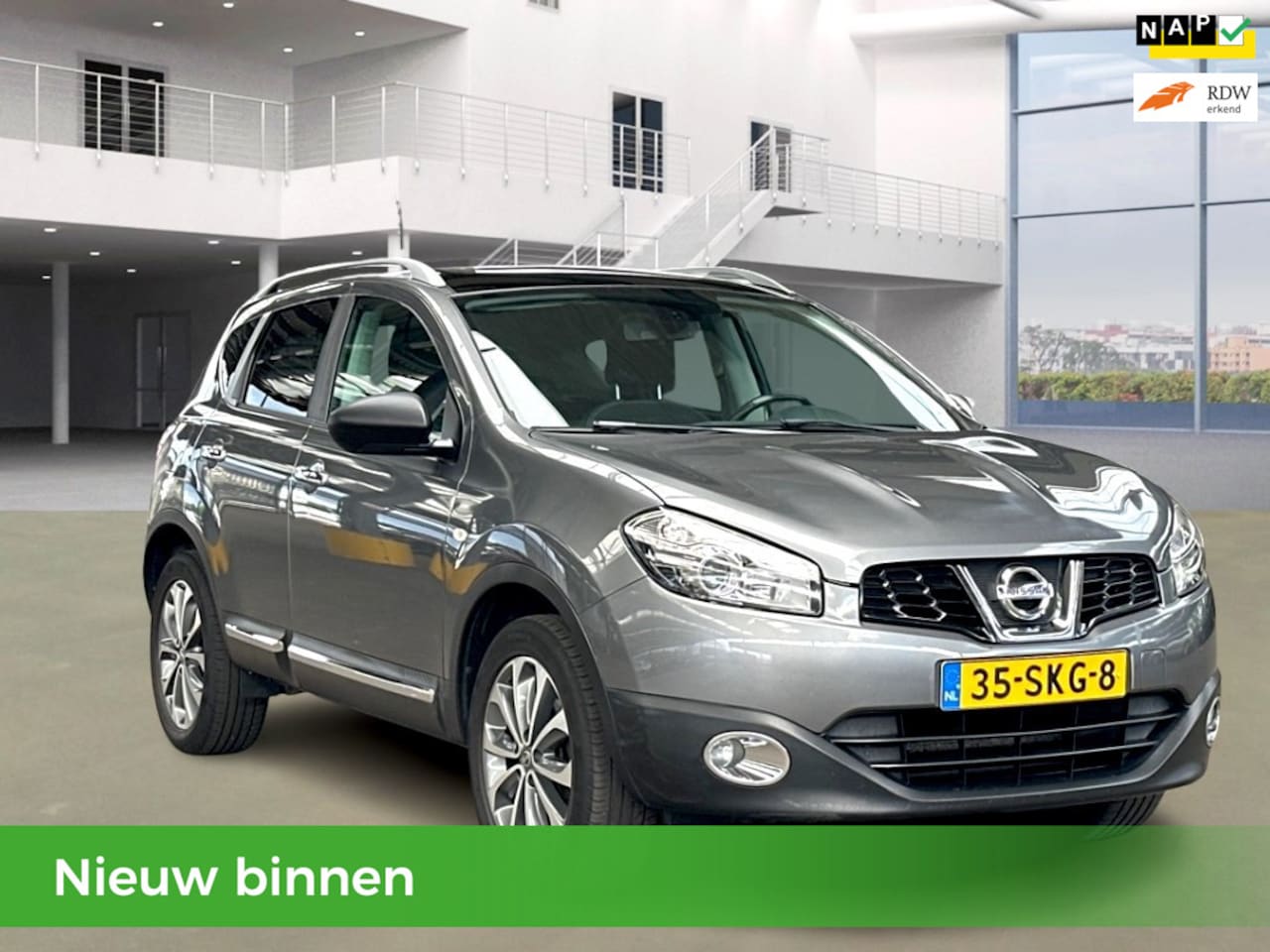 Nissan Qashqai - 1.6 Nieuw Model | 1e Eigenaar |NAP | Panoramadak | Bluetooth| Airco| Trekhaak - AutoWereld.nl