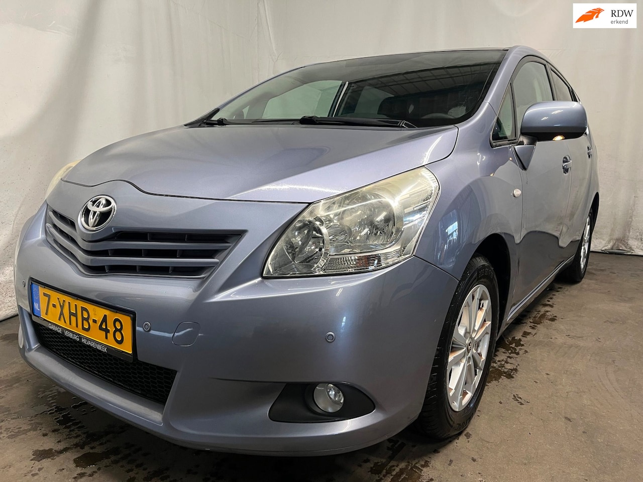 Toyota Verso - 1.6 VVT-i Comfort SCHADEAUTO! - AutoWereld.nl