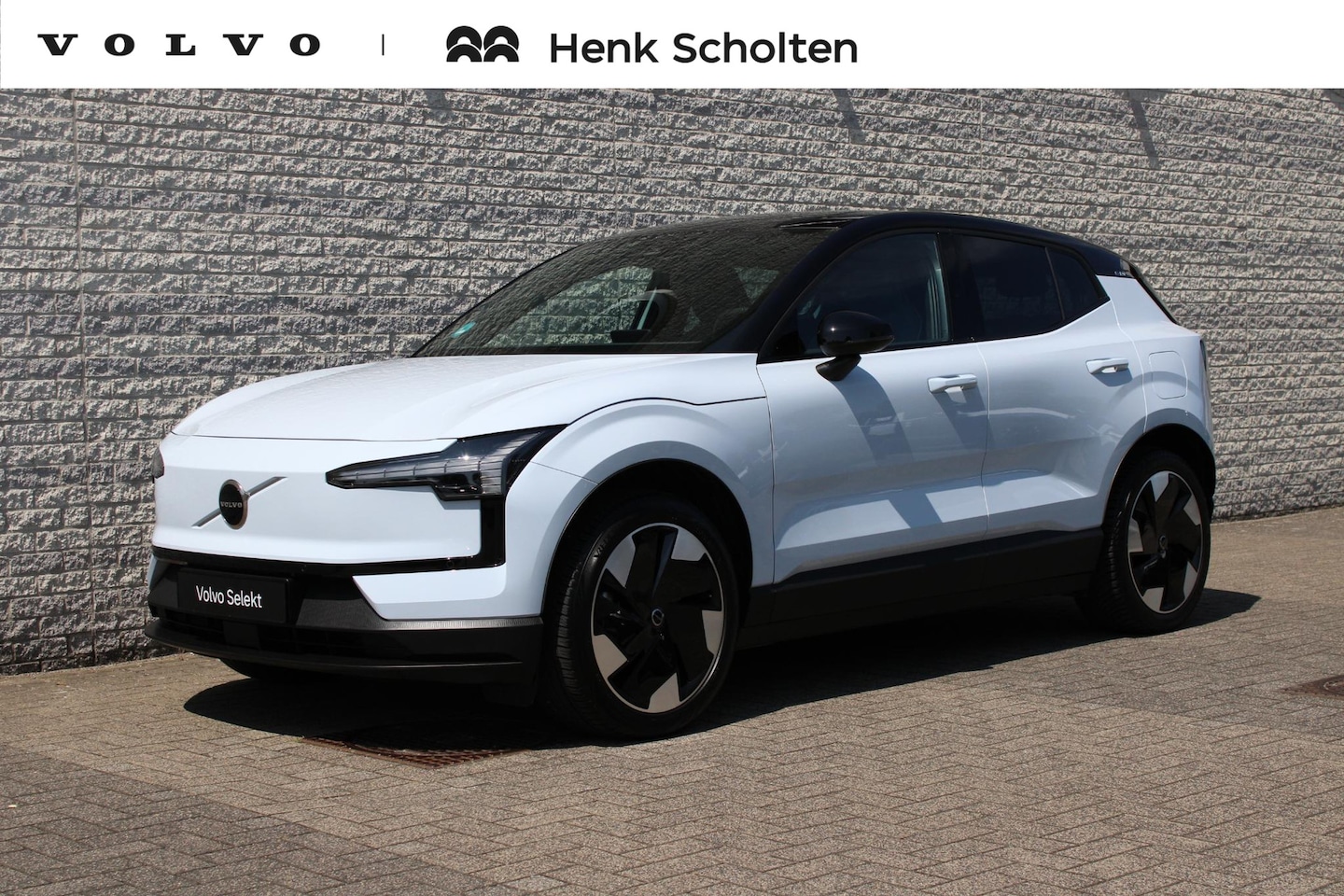 Volvo EX30 - Single Motor Extended Range Plus 69 kWh | Achteropkomend verkeer waarschuwing | Apple Carp - AutoWereld.nl