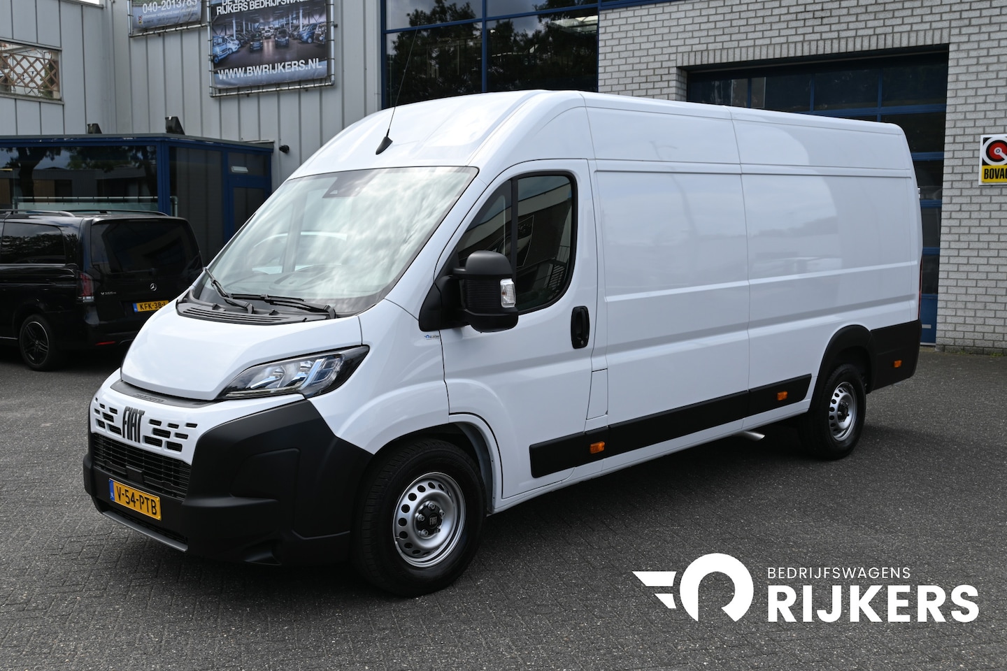 Fiat Ducato - L4H2 Maxi 140 pk 3.5t Camera, 270 Graden achterdeuren - AutoWereld.nl