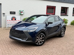 Toyota C-HR - 2.0 High Power PHEV 223pk CVT Dynamic/ Blauw met zwart dak/ Apple Carplay/ Keyless entry/