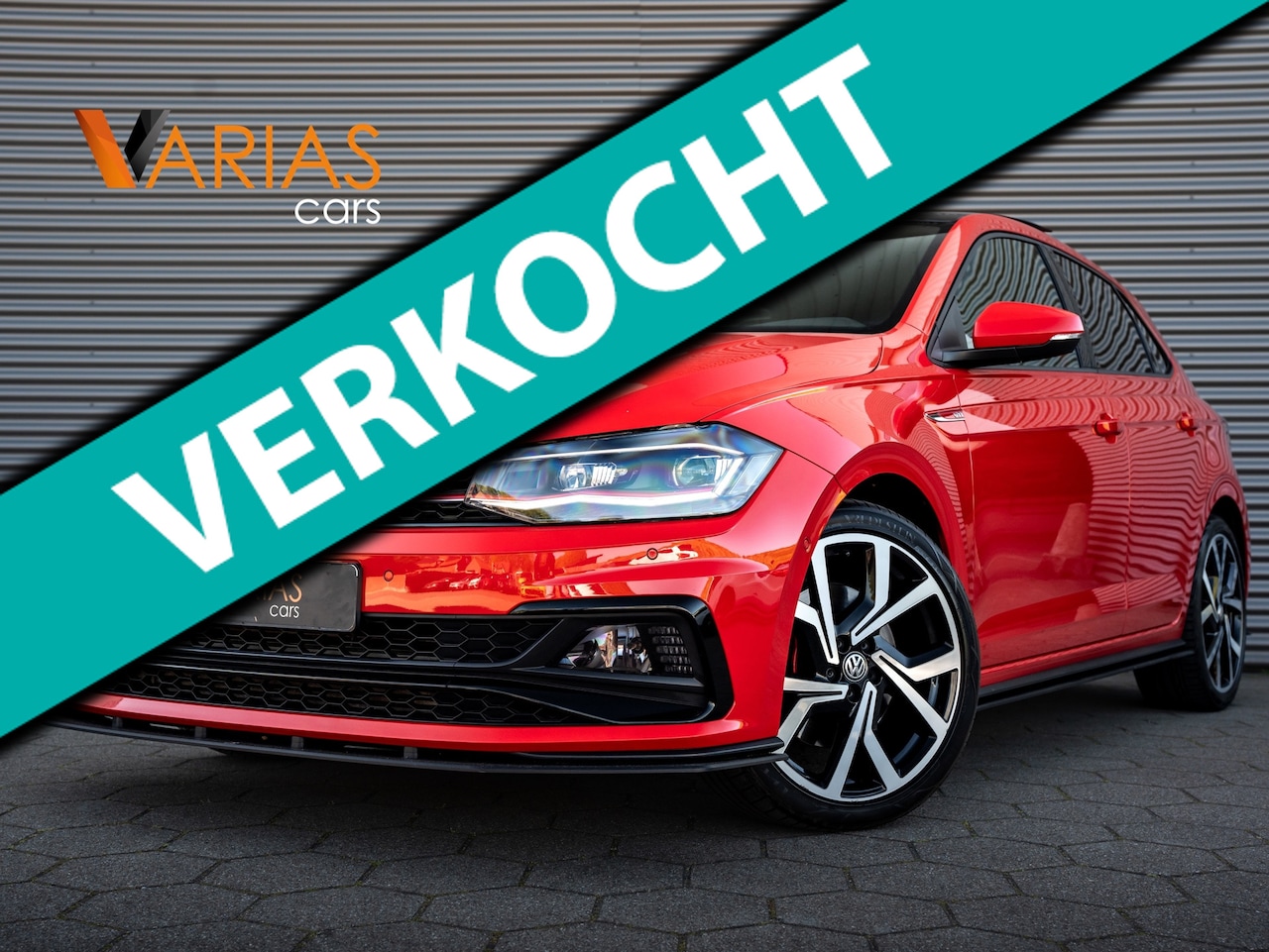 Volkswagen Polo - 2.0 TSI GTI Pano Beats Navi Camera VOL!! - AutoWereld.nl