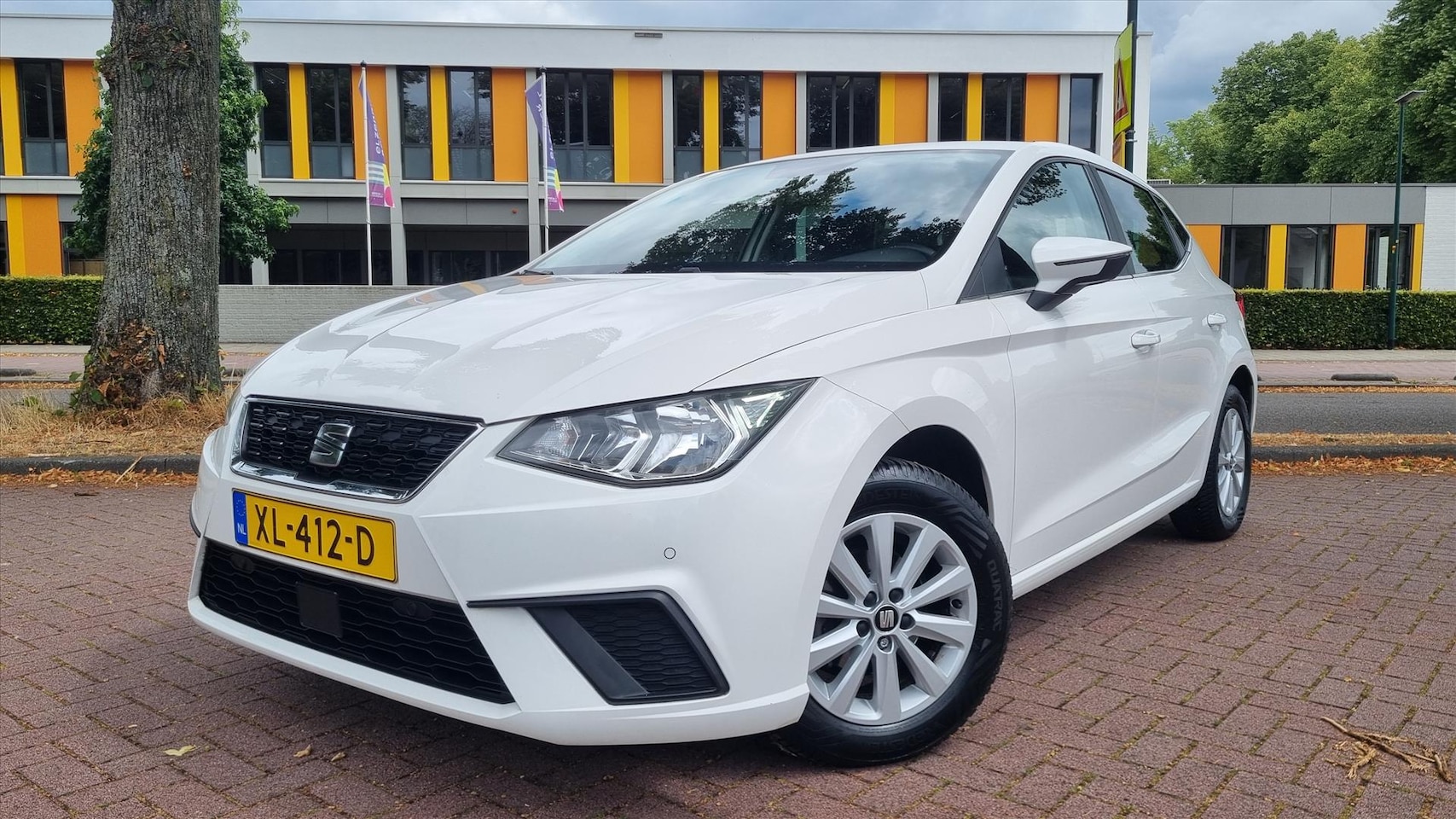 SEAT Ibiza - 1.0 TSI 95pk Style Business Intense Navi/ NL-auto - AutoWereld.nl