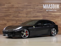 Ferrari GTC4 - Lusso V12 HELE|Novitec|Pass Display|Pano|JBL|