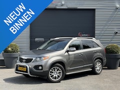 Kia Sorento - 2.2 CRDi X-clusive 4WD | Navigatie | Parkeersensoren | Cruise Control | Trekhaak |