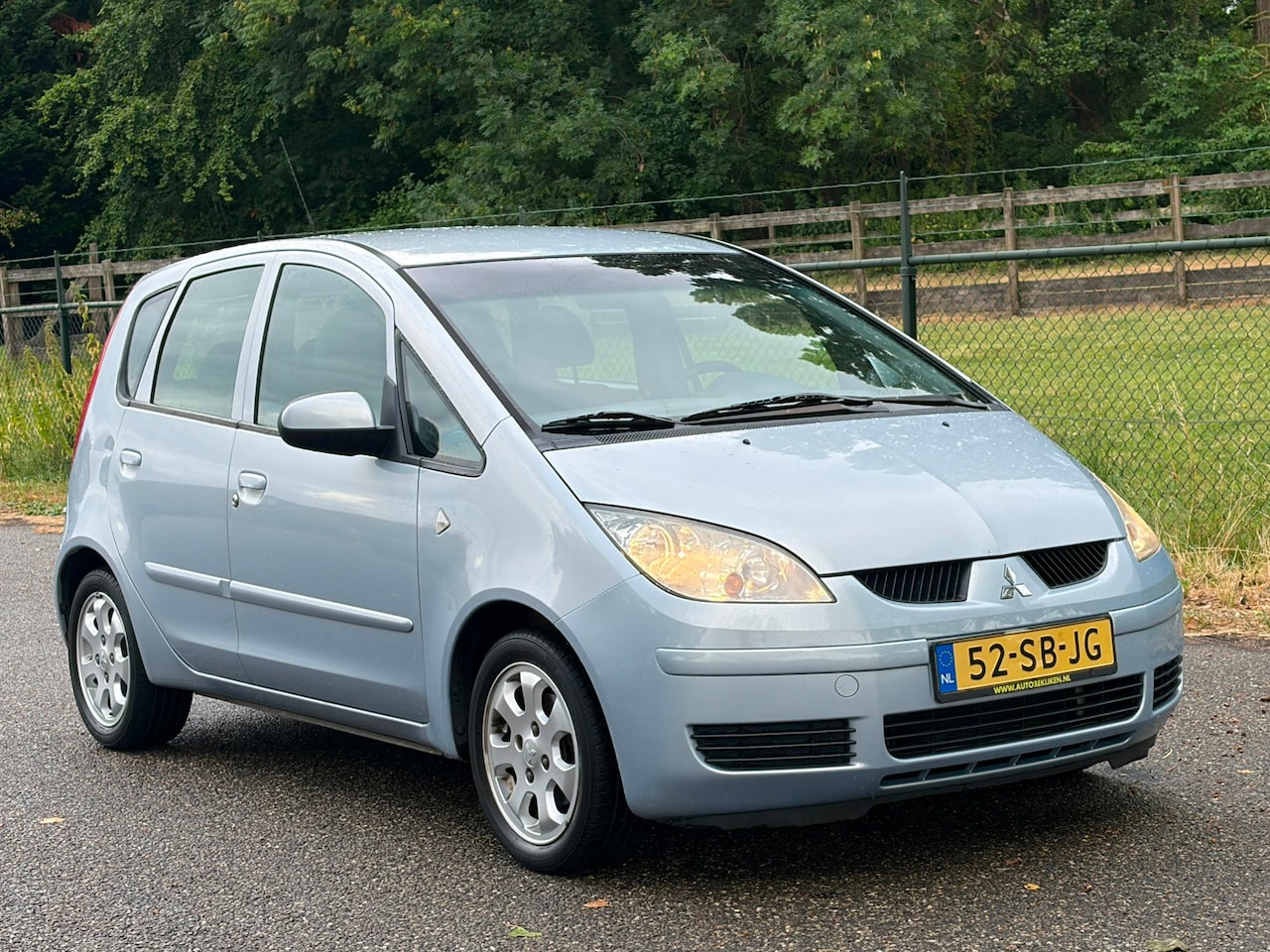Mitsubishi Colt - 1.3 Invite /Automaat/Airco/5-Deurs/ - AutoWereld.nl