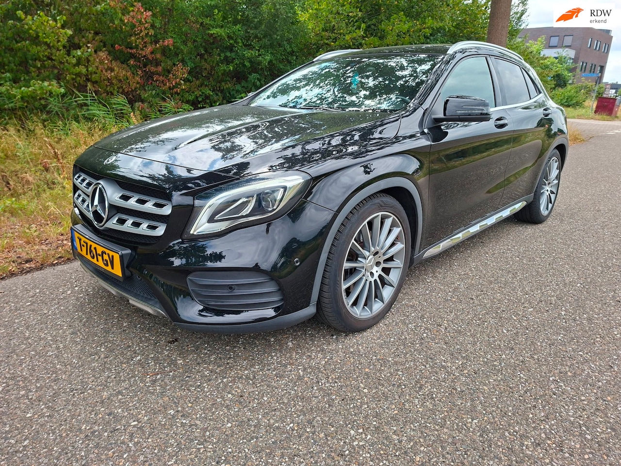 Mercedes-Benz GLA-Klasse - AMG Line 250 4Matic Premium Plus Panodak - AutoWereld.nl