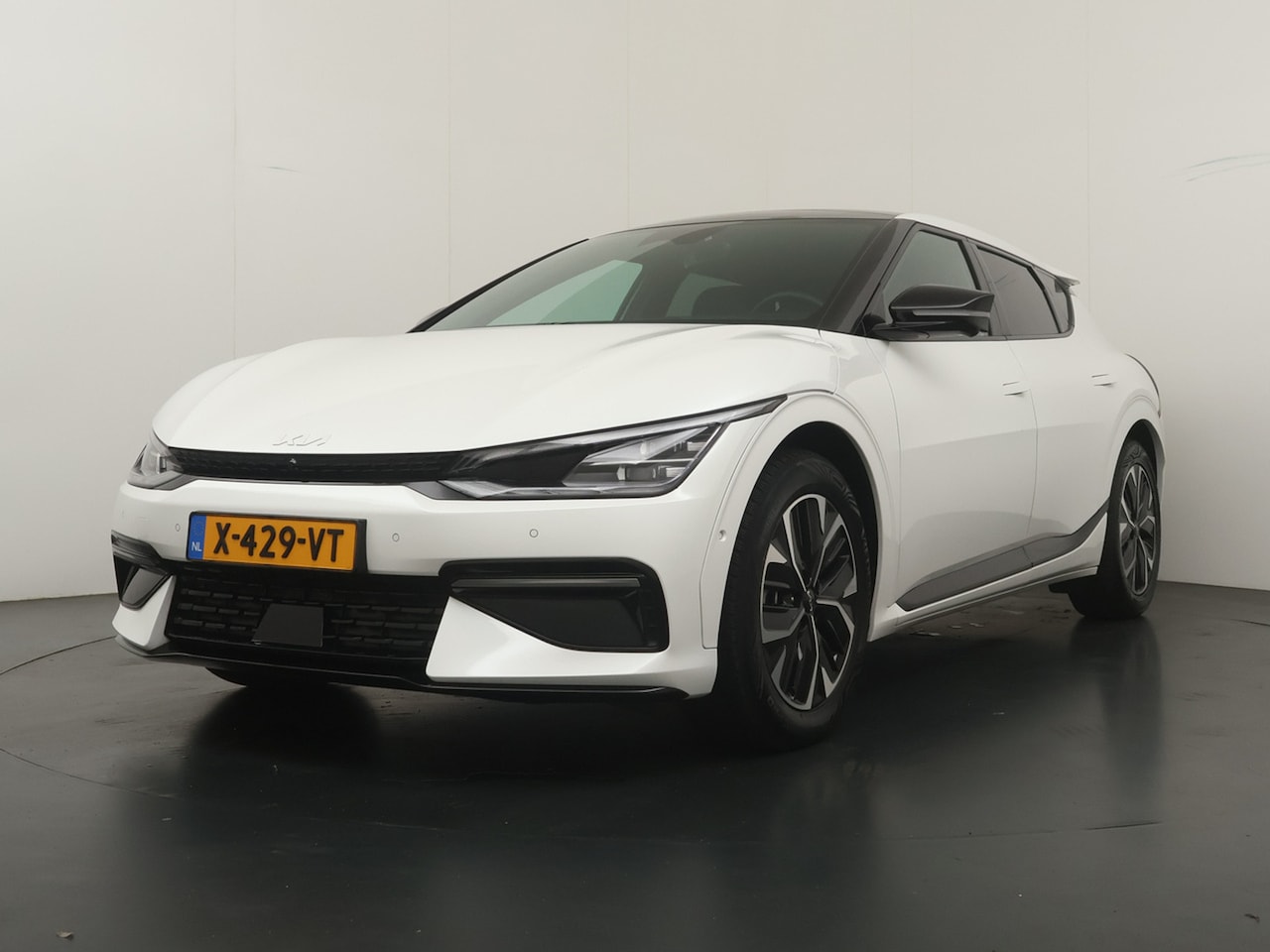 Kia EV6 - GT-Line 77.4 kWh - Schuif/kantel dak - All-Season banden - MERIDIAN AUDIO - Warmtepomp - S - AutoWereld.nl
