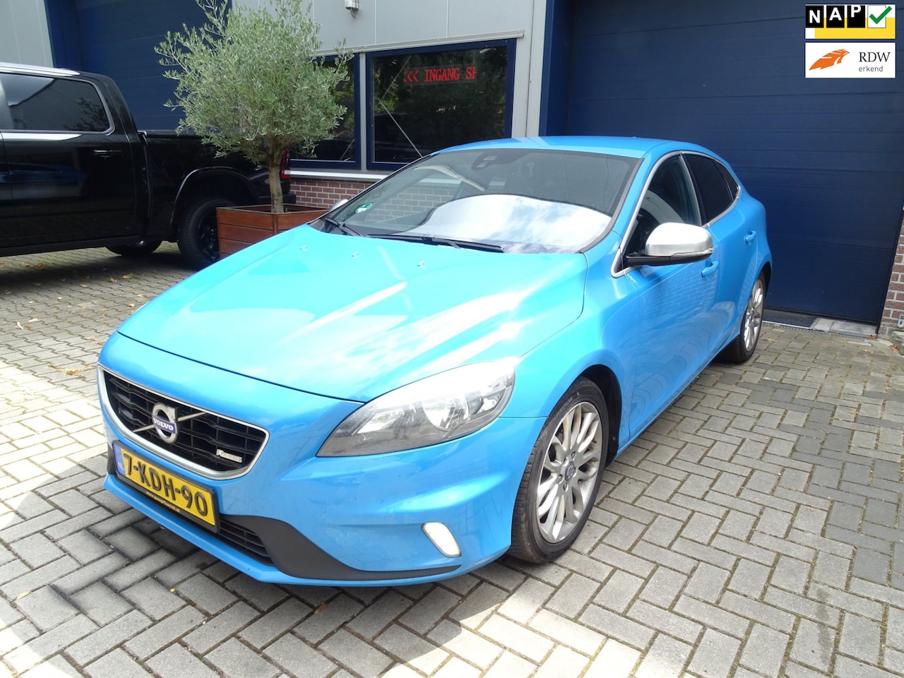 Volvo V40 - 1.6 D2 R-Design 1.6 D2 R-Design - AutoWereld.nl