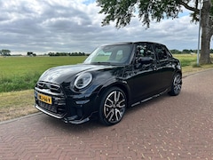 MINI 5-Deurs - 2.0 Cooper S John Cooper Works XL ALS NIEUW