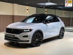 Volkswagen T-Roc - 2.0 TSI 4Motion Sport R-Line |Pano|Beats|Keyless|Navi