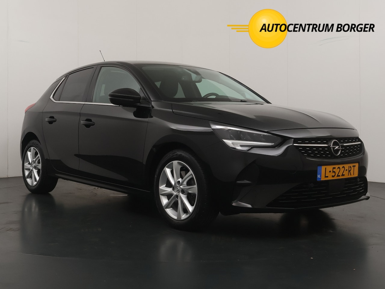 Opel Corsa - 1.2 Elegance airco/cruise/16"LM /CarPlay/PDC / Camera - AutoWereld.nl