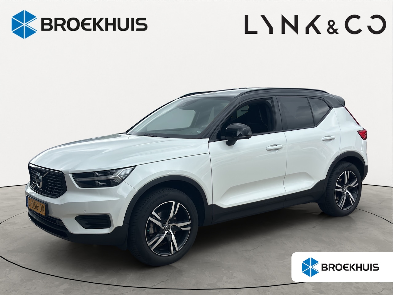 Volvo XC40 - 1.5 T3 R-Design | Achteruitrijcamera | Apple Carplay\Android Auto | Panoramadak | Memory s - AutoWereld.nl