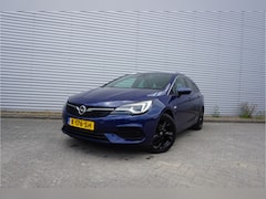 Opel Astra Sports Tourer - 1.2 Elegance Airco / Navi / Cruise / Camera / Parkeers. / Trekhaak / Lm velgen / NAP