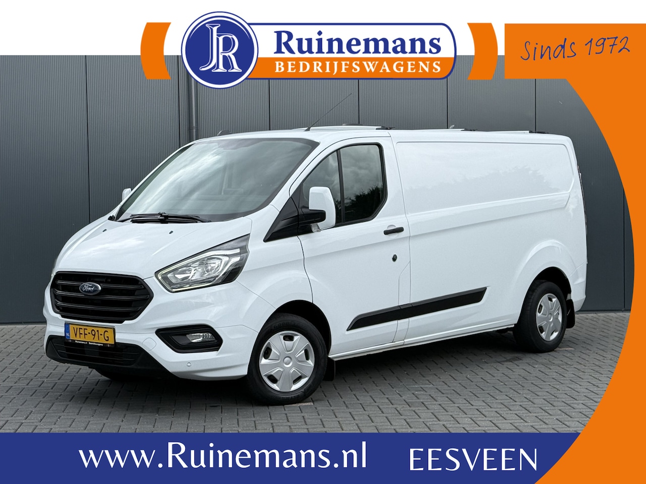 Ford Transit Custom - 2.0 TDCI / L2H1 / 1e EIG. / SORTIMO INRICHTING / TREKHAAK / CRUISE / 3-ZITS / 2800 KG AHG - AutoWereld.nl