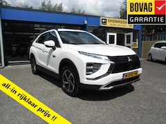 Mitsubishi Eclipse Cross - 2.4 PHEV INTENSE+ 4WD AUTOMAAT NAV ECC 18"LMV TREKHAAK CAMERA PDC RIJKLAARPRIJS
