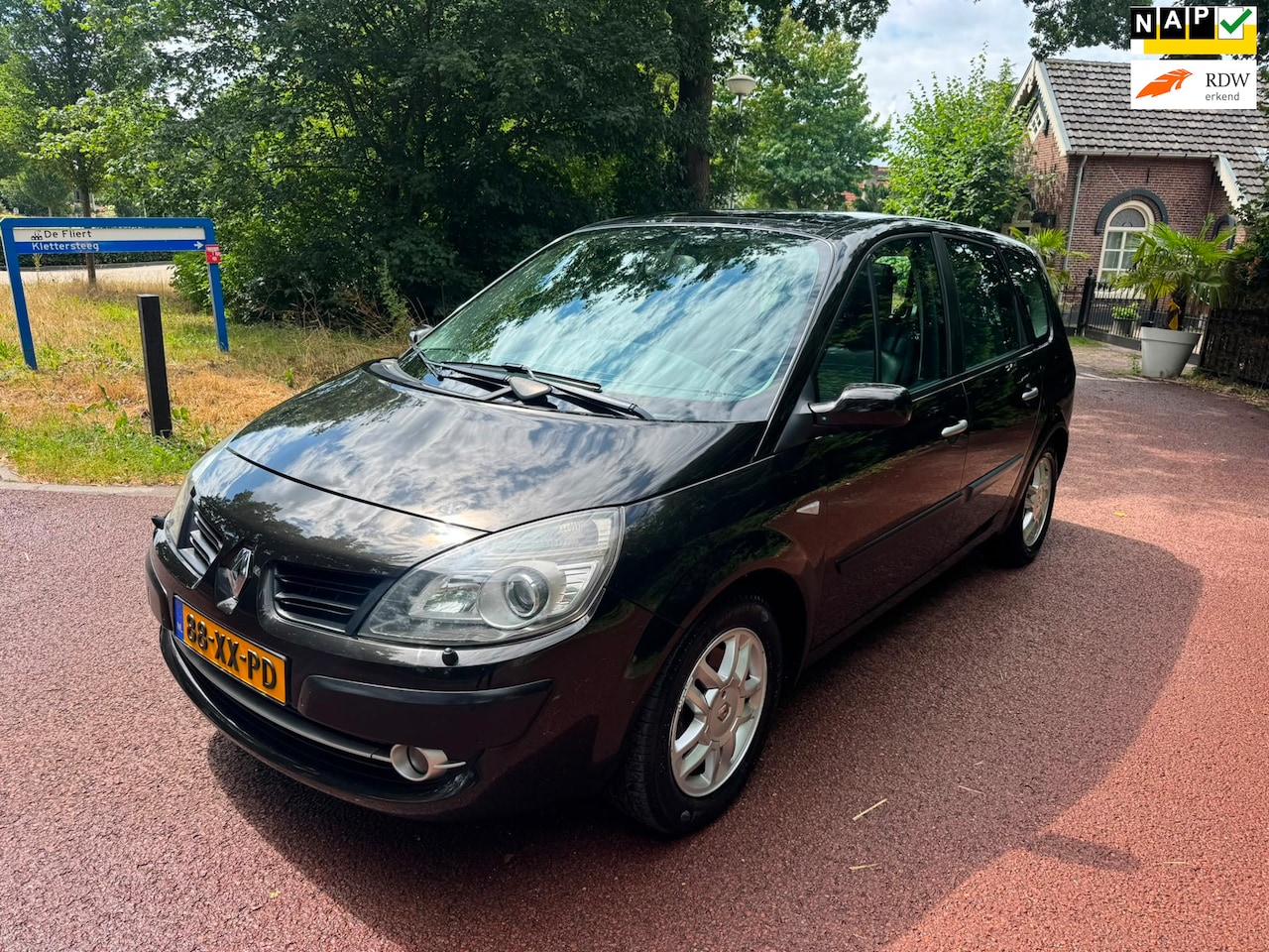 Renault Grand Scénic - 2.0-16V Tech Line / Navi / Pano / Automaat / Airco / NAP - AutoWereld.nl