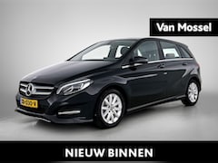 Mercedes-Benz B-klasse - 180 Ambition | WORDT VERWACHT | AUTOMAAT | NAVIGATIE | AIRCO | CRUISE CONTROL | LED |