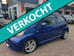 Toyota Aygo - 1.0-12V + 5drs AIRCO BJ 2007